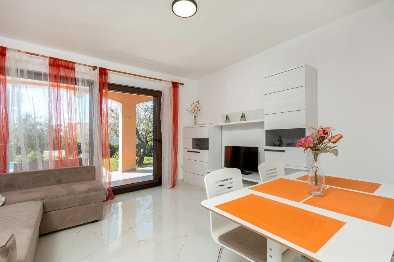 Apartments Marija 821 Pula Bagian luar foto